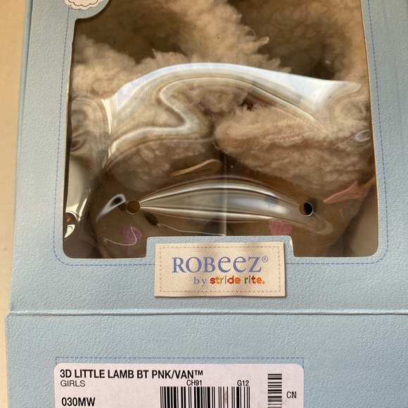 Robeez little lamb 3D booties - Picture 5 of 6